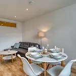 - Haus C, App 0c0308 Appartamento *